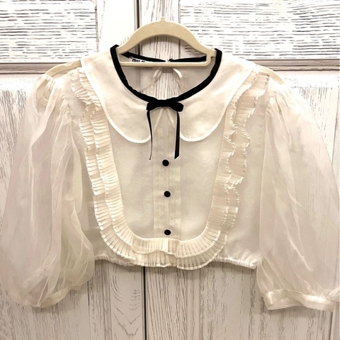 Miumiu上衣42碼