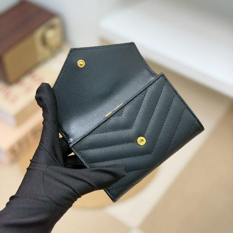 🏷YSL 聖羅蘭．魚子醬卡夾零錢包/客人寄賣-15