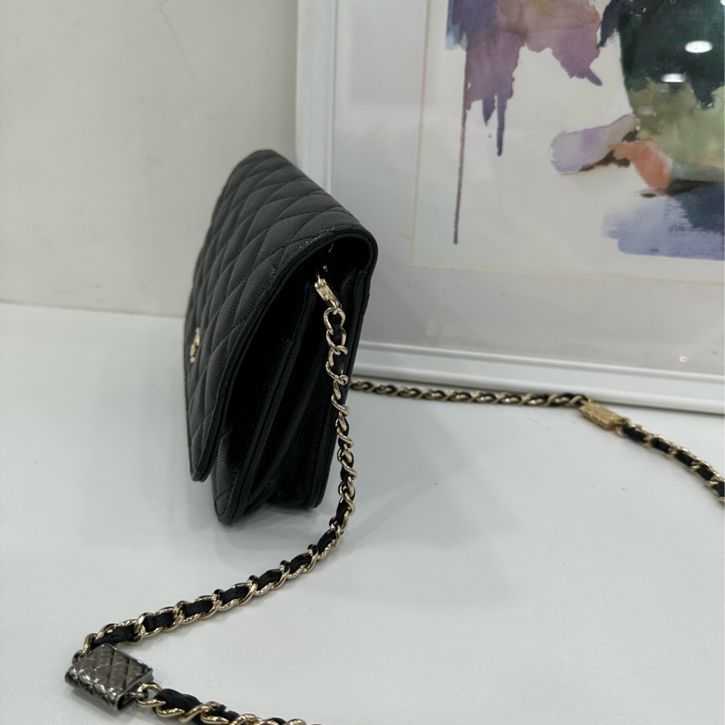 Chanel 香奈兒woc發財包,限定款包包Logo鏈條魚子醬面菱格黑金配色的香奈兒 晶片 有購證-3
