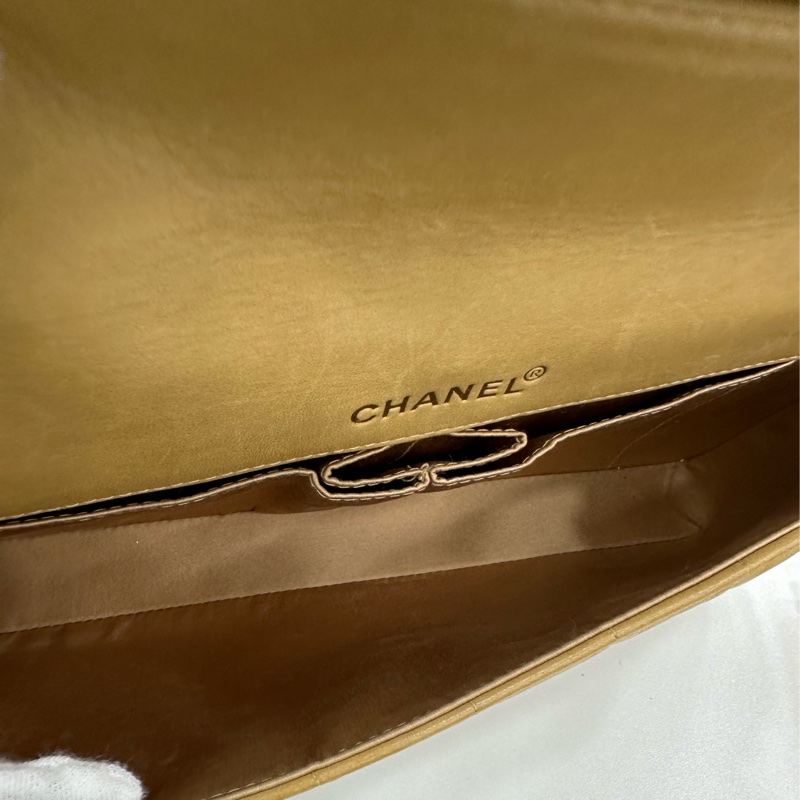 Chanel 香奈兒 vintage 冰格鏈條包 奶茶色 經典金扣 7位鐳射6字頭 尺寸26x13x4cm-7