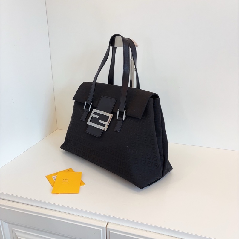 【98新存放品🆕】Fendi 黑銀老花帆布法棍大胖丁 公文腋下托特包 手提包-3