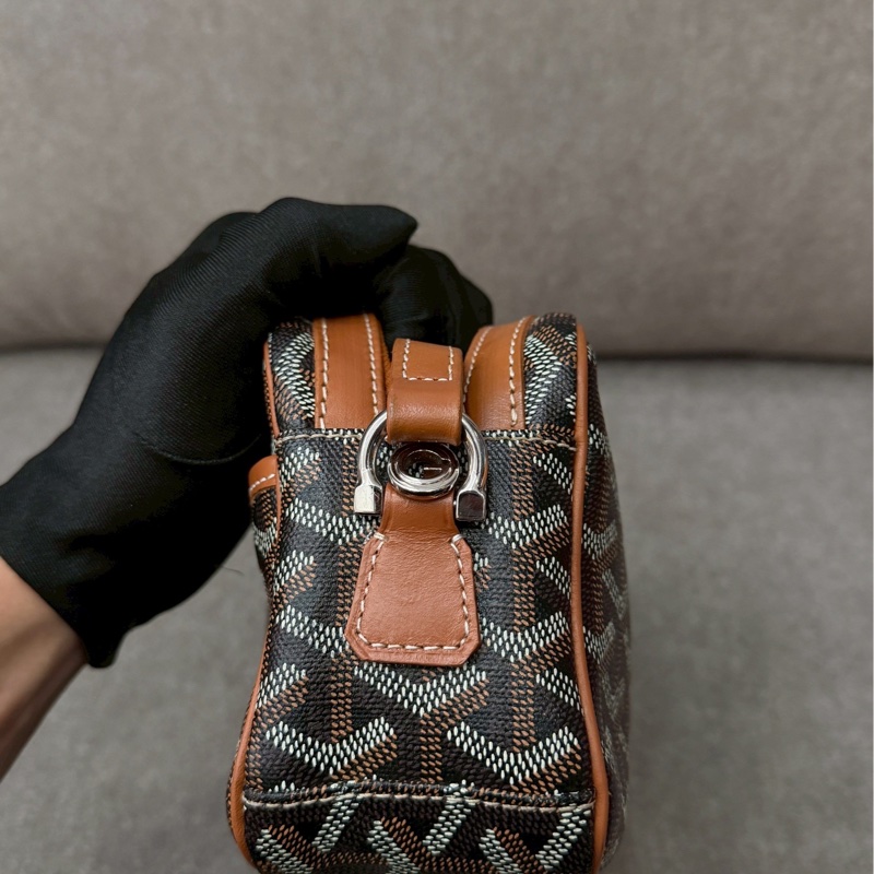 GOYARD焦糖相機包-4