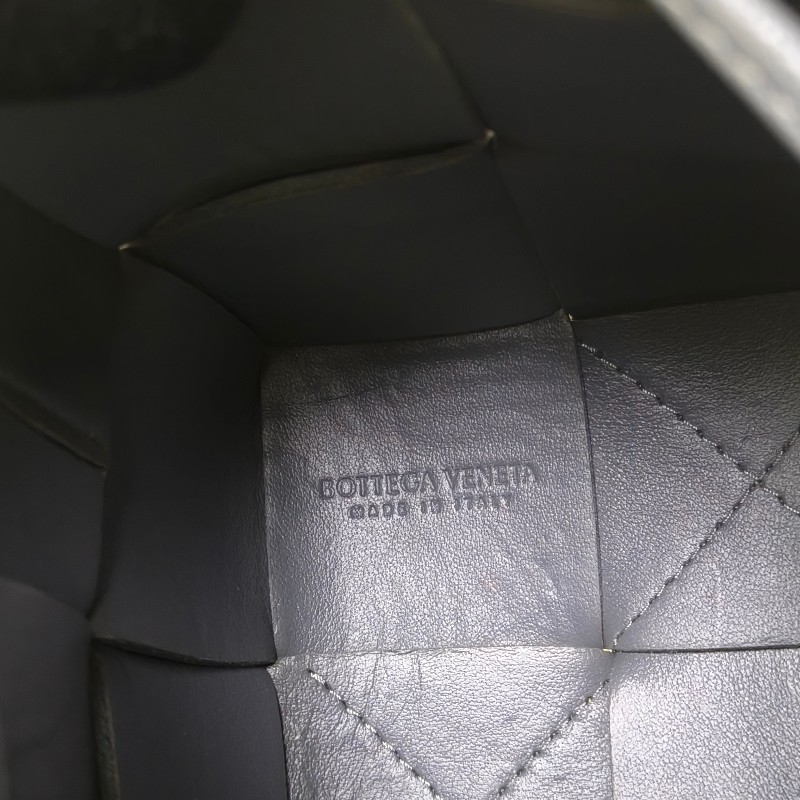 【9成新】㊣✨Bottega Veneta ✨寶緹嘉 BV Cassette 灰色 小羊皮 6格 寬版 編織 迷你 水桶包 肩背包 斜背包 /二手包/二手精品/保證正品🌳二手樹屋🌳-27
