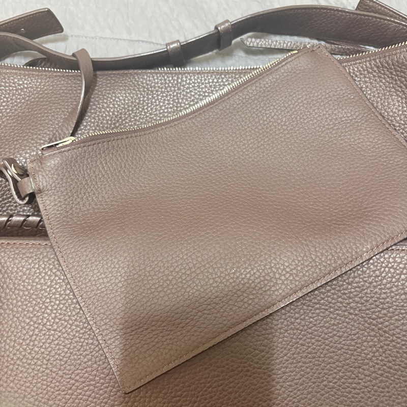 Allsaints荔枝牛皮肩背包（酒紅）-0