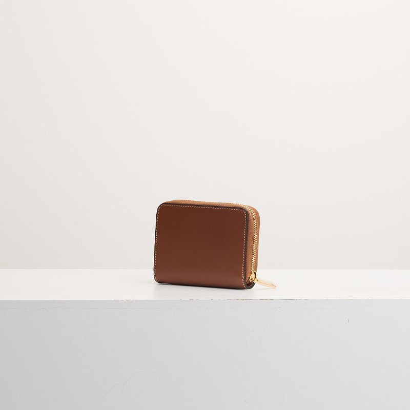 Celine 浮雕凱旋門小牛皮拉鍊零錢包/棕色-2