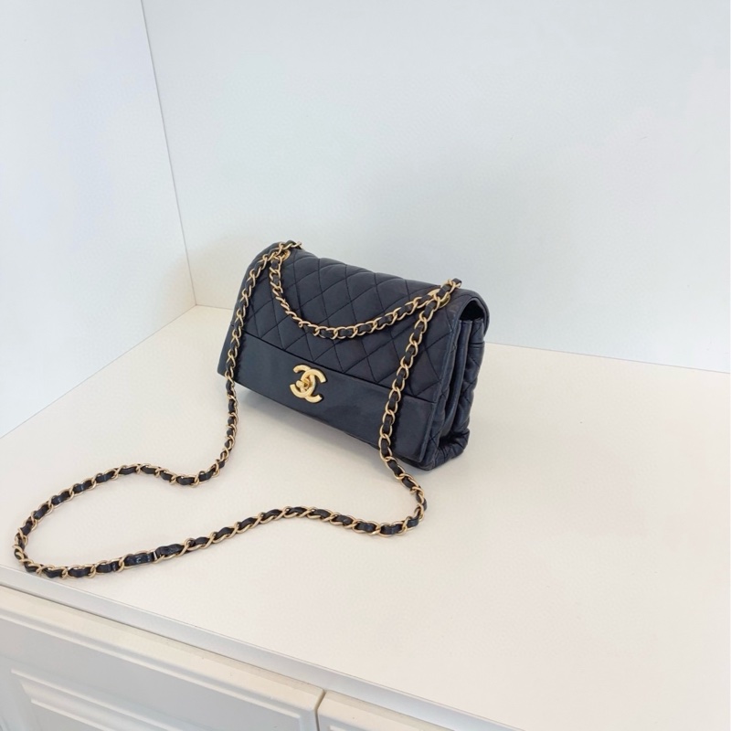 【98新🆕】Chanel 黑金油臘皮拼光面牛皮 季節CF 口蓋包 斜挎包 單肩包-3