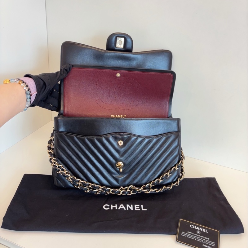 【99新局部帶膜🆕】Chanel 經典 CF黑金 V紋 雙蓋紅內里 Jumbo大號 單肩包-7