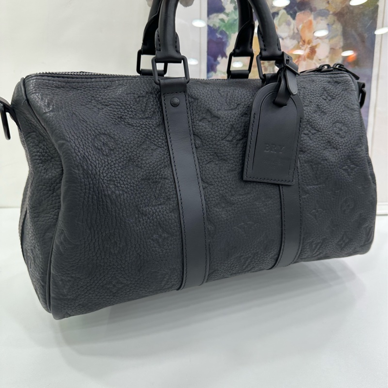LV Keepall35黑武士壓紋牛皮手提斜挎包，經典黑武士系列 晶片 皮牌刻名字了-5