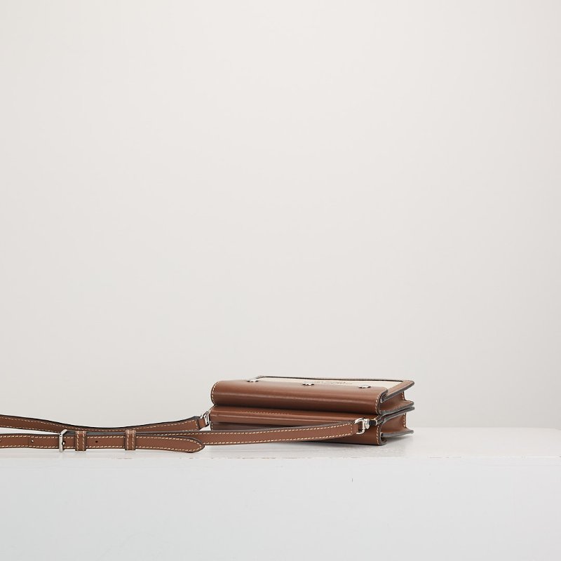 二手Burberry title雙面帆布包-2