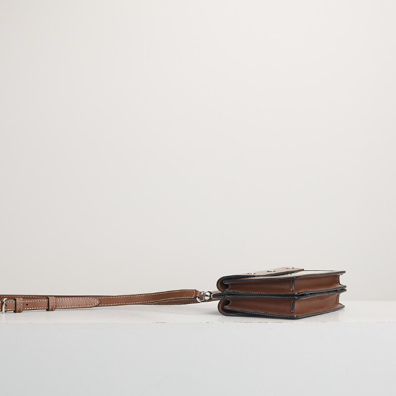 二手Burberry title雙面帆布包-3