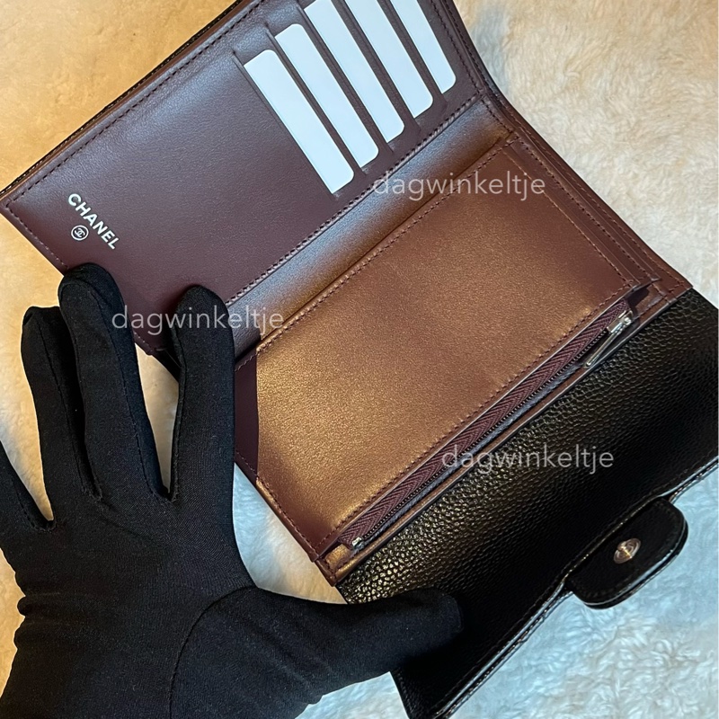 ｛ 現貨 ｝香奈兒經典CF黑銀中夾-1