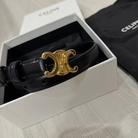 CELINE 平滑小牛皮TRIOMPHE皮帶 85cm