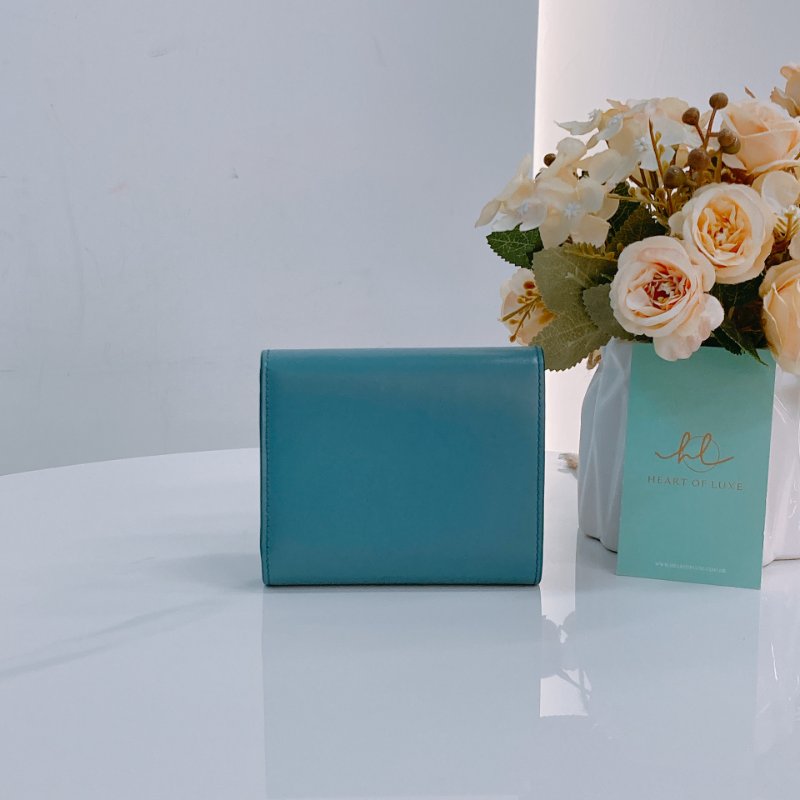 MS0565	Celine 思琳 三摺銀包 羊皮 水藍色 凱旋門 金扣 Portefeuille Triomphe Wallet Lambskin Blue x GHW-1