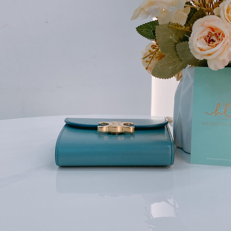 MS0565	Celine 思琳 三摺銀包 羊皮 水藍色 凱旋門 金扣 Portefeuille Triomphe Wallet Lambskin Blue x GHW-4