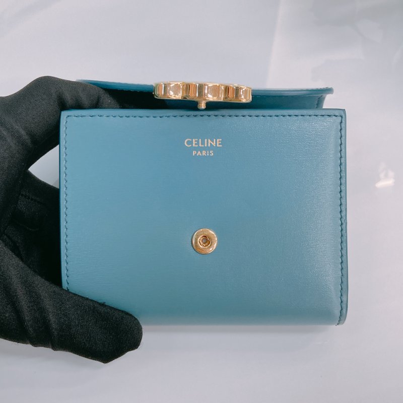 MS0565	Celine 思琳 三摺銀包 羊皮 水藍色 凱旋門 金扣 Portefeuille Triomphe Wallet Lambskin Blue x GHW-13