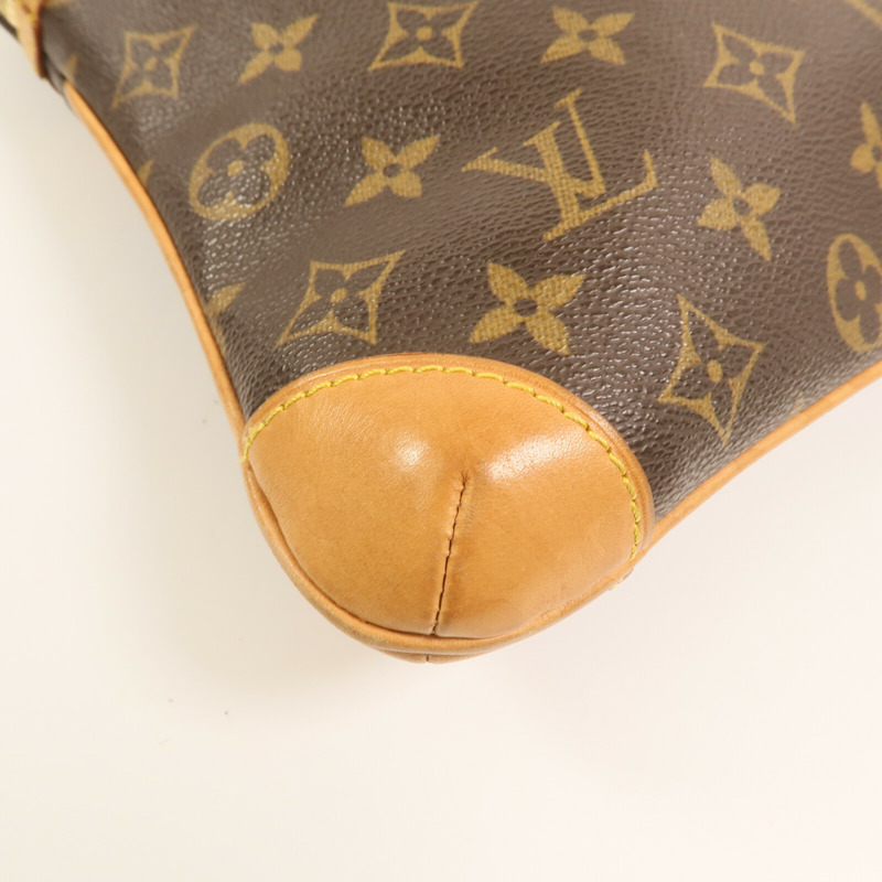 LOUIS VUITTON Monogram Coussin GM金扣肩背袋-10