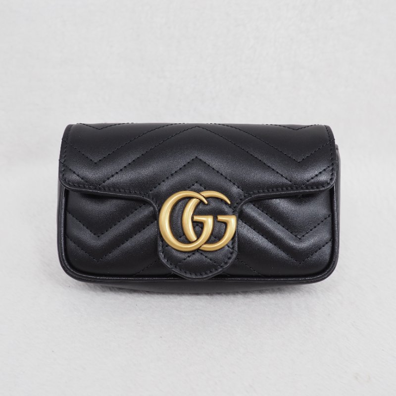 Gucci GG Marmont super mini bag 黑色金扣鏈帶斜背包-1