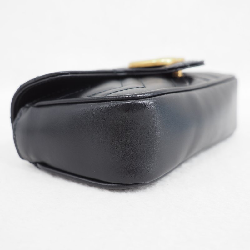 Gucci GG Marmont super mini bag 黑色金扣鏈帶斜背包-12