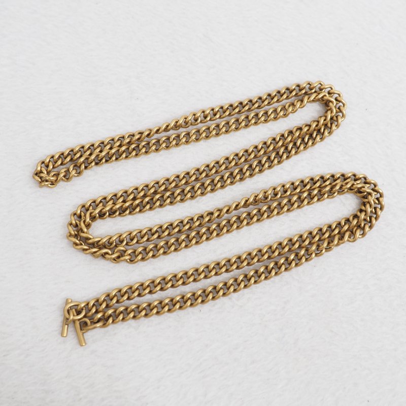 Gucci GG Marmont super mini bag 黑色金扣鏈帶斜背包-22