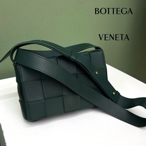 BV cassette綠色斜挎包