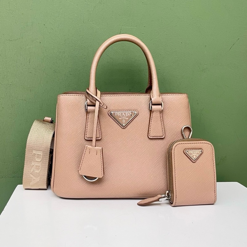 Prada普拉達三合一殺手包-0