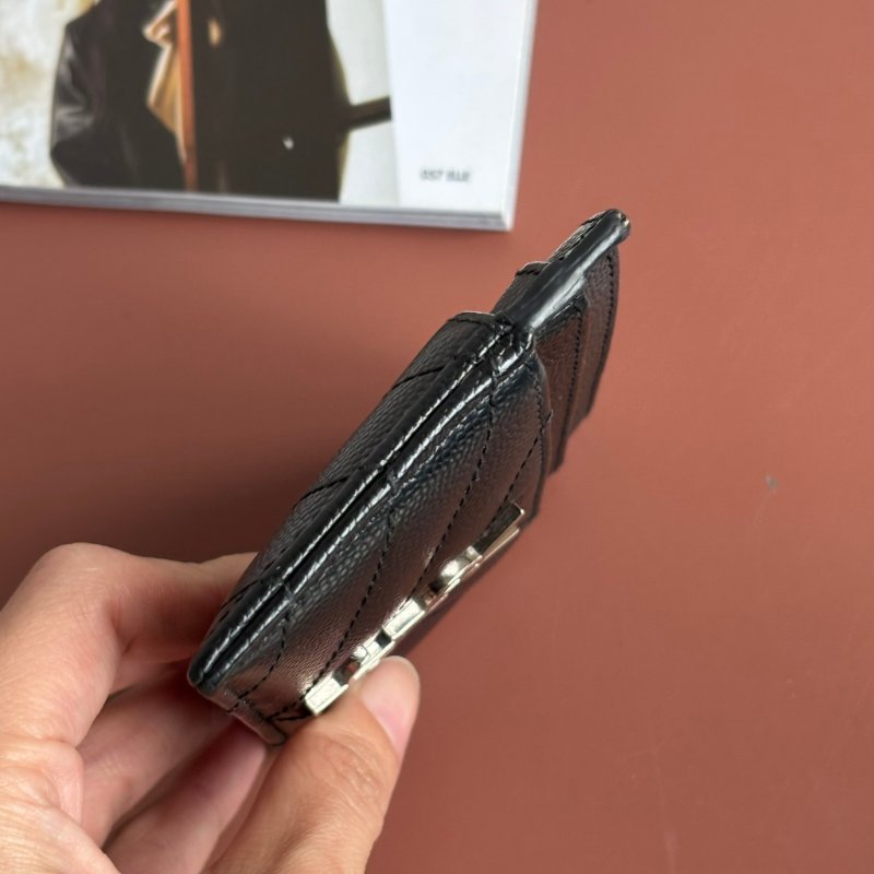 ::Saint Laurent:: YSL 聖羅蘭 銀字LOGO 黑荔枝山型紋卡片夾 卡夾 卡片套 CASSANDRE MATELASSÉ CARD HOLDER-6