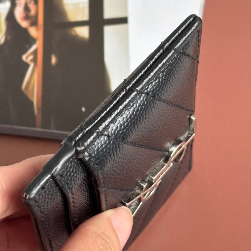 ::Saint Laurent:: YSL 聖羅蘭 銀字LOGO 黑荔枝山型紋卡片夾 卡夾 卡片套 CASSANDRE MATELASSÉ CARD HOLDER-9