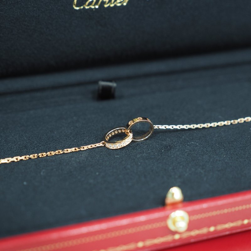 Cartier卡地亞 Love Bracelet Hlaf-Paved Diamonds 18K玫瑰金半鑽手鏈-6