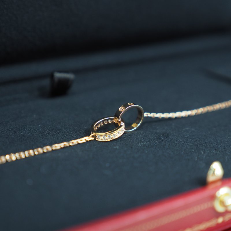 Cartier卡地亞 Love Bracelet Hlaf-Paved Diamonds 18K玫瑰金半鑽手鏈-7