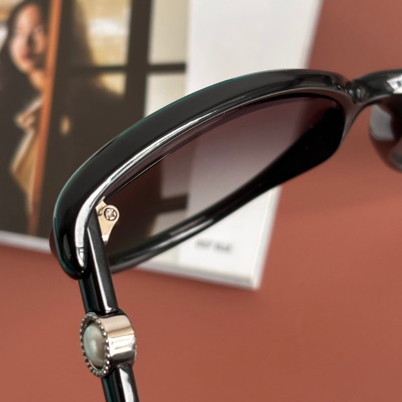 義大利製 ::Tiffany & Co.:: TF4105H 漸層鏡片黑框珍珠飾墨鏡 太陽眼鏡-10