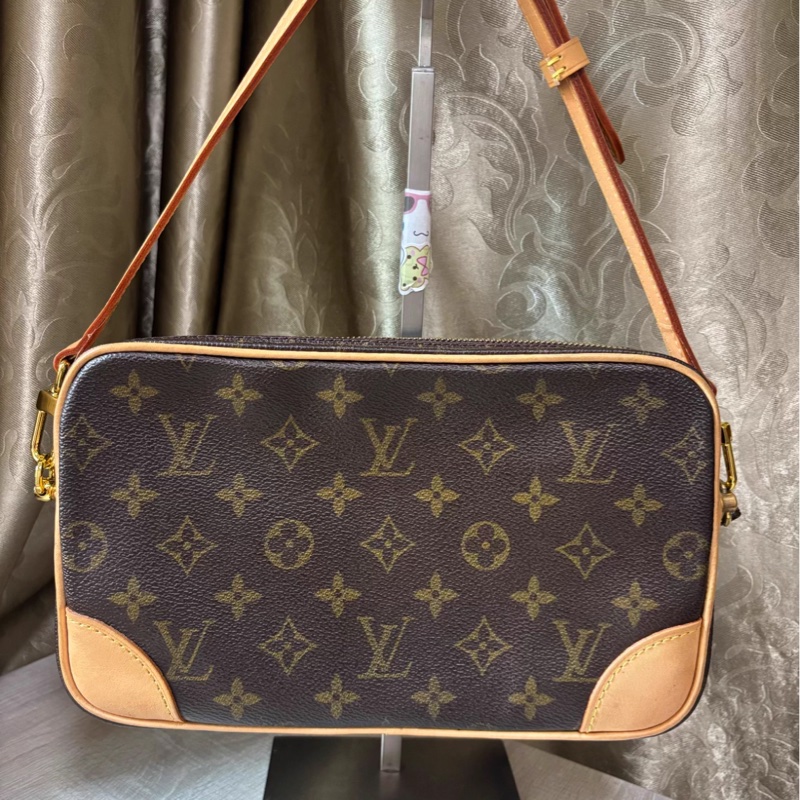 【中古有個性😎男女通用✨全網最低價】LV開口笑相機包-4