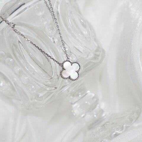 Van Cleef & Arpels VCA 梵克雅寶 Vintage Alhambra 18K白金白貝母四葉草中號單花項鍊