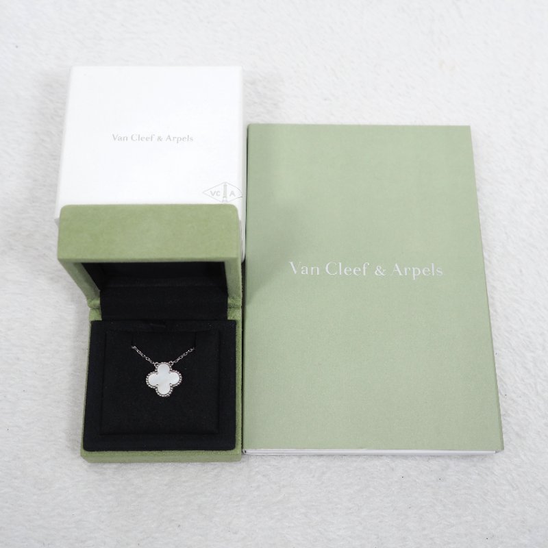 Van Cleef & Arpels VCA 梵克雅寶 Vintage Alhambra 18K白金白貝母四葉草中號單花項鍊-3