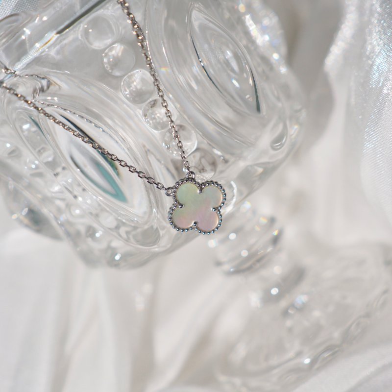 Van Cleef & Arpels VCA 梵克雅寶 Vintage Alhambra 18K白金白貝母四葉草中號單花項鍊-22