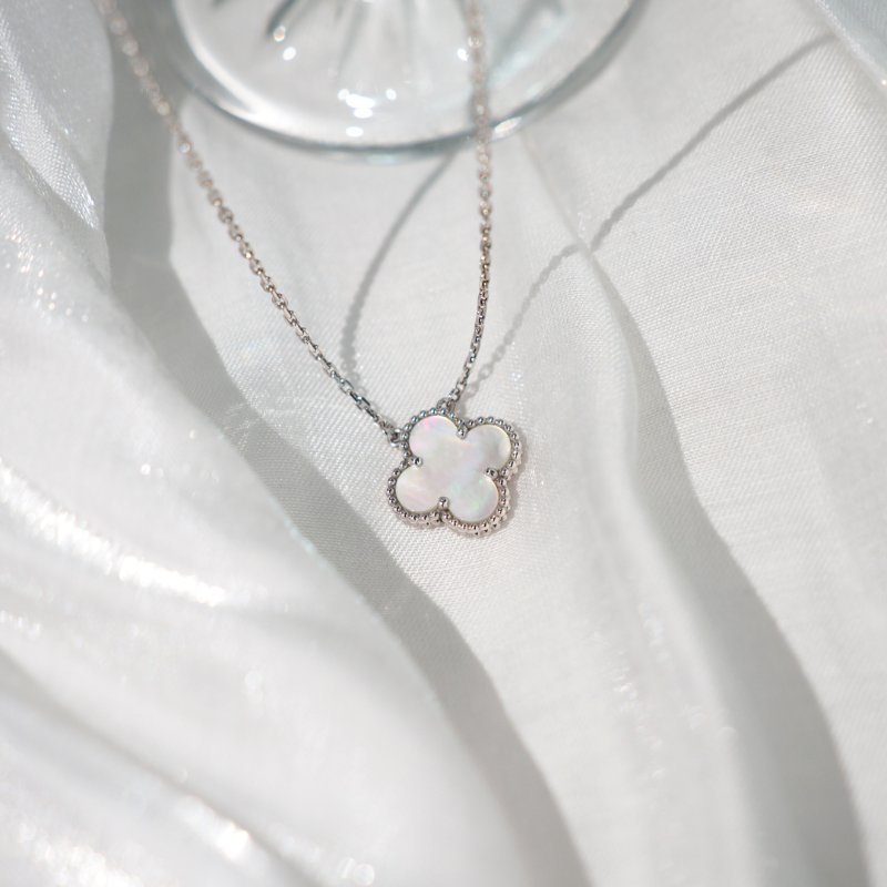 Van Cleef & Arpels VCA 梵克雅寶 Vintage Alhambra 18K白金白貝母四葉草中號單花項鍊-23