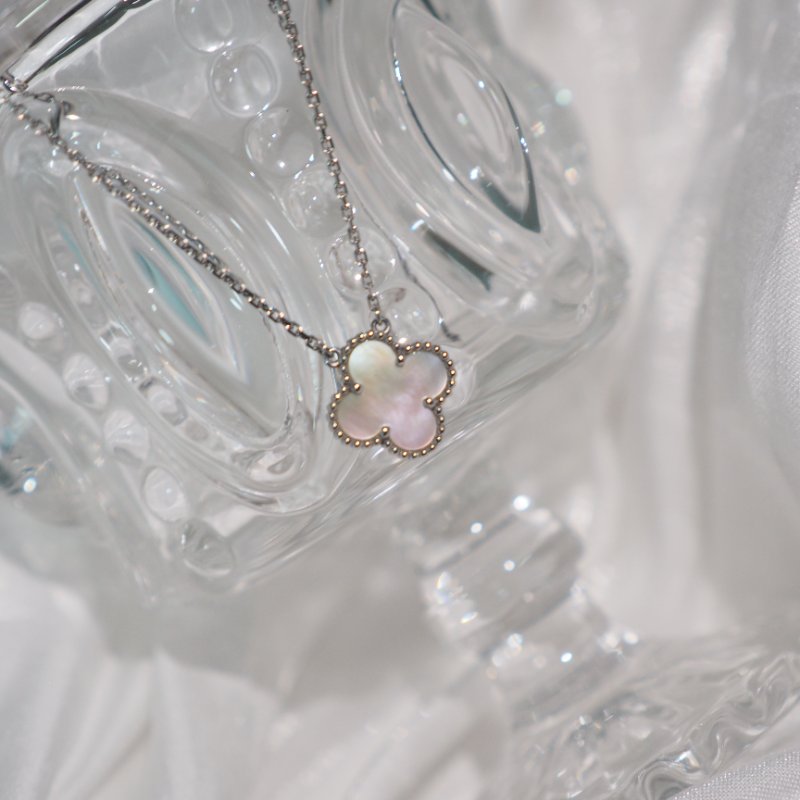 Van Cleef & Arpels VCA 梵克雅寶 Vintage Alhambra 18K白金白貝母四葉草中號單花項鍊-25