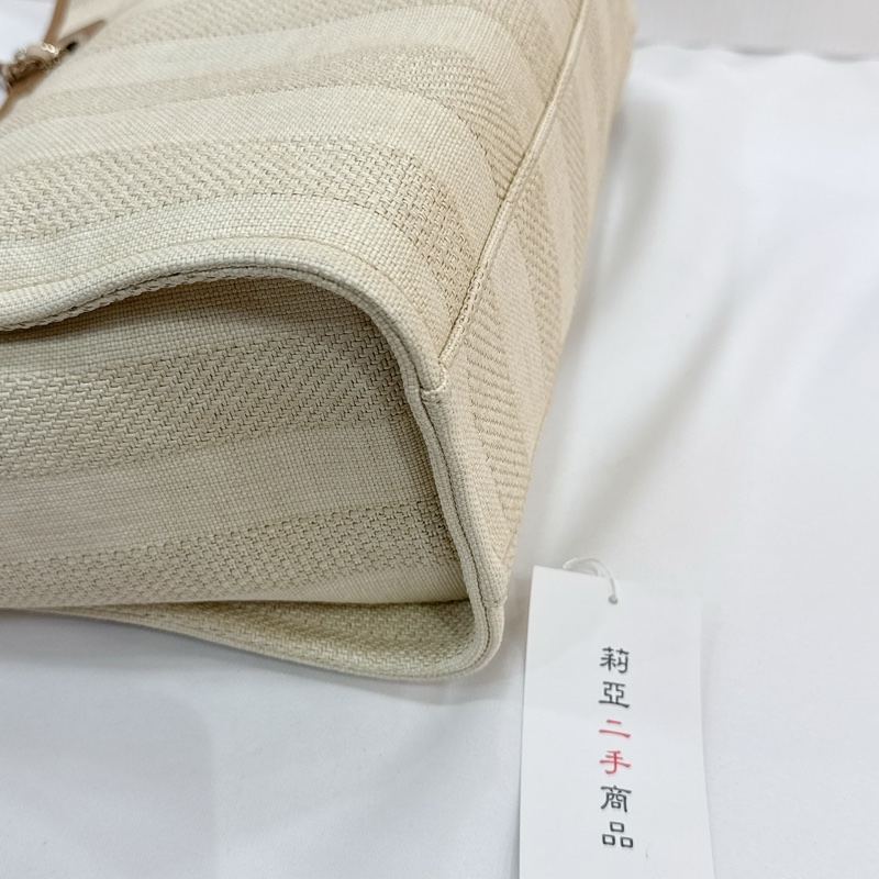 莉亞精品♡ Chanel A67001 米色沙灘包 二手-10