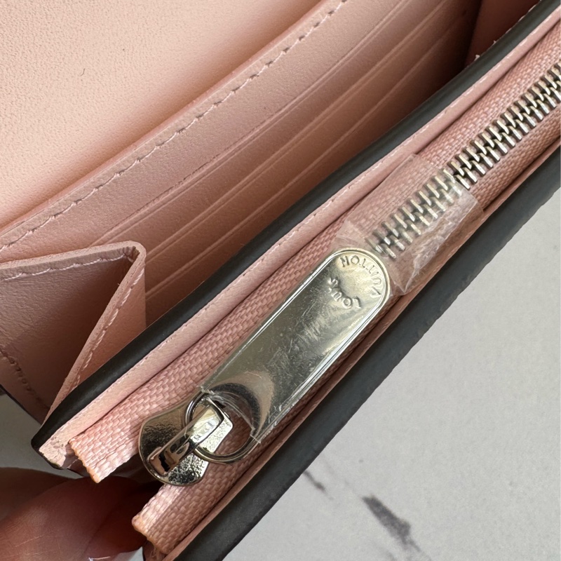 LV Mahina鏤空洞洞釦式短夾 特殊款❤️‍🔥❤️‍🔥❤️‍🔥-19