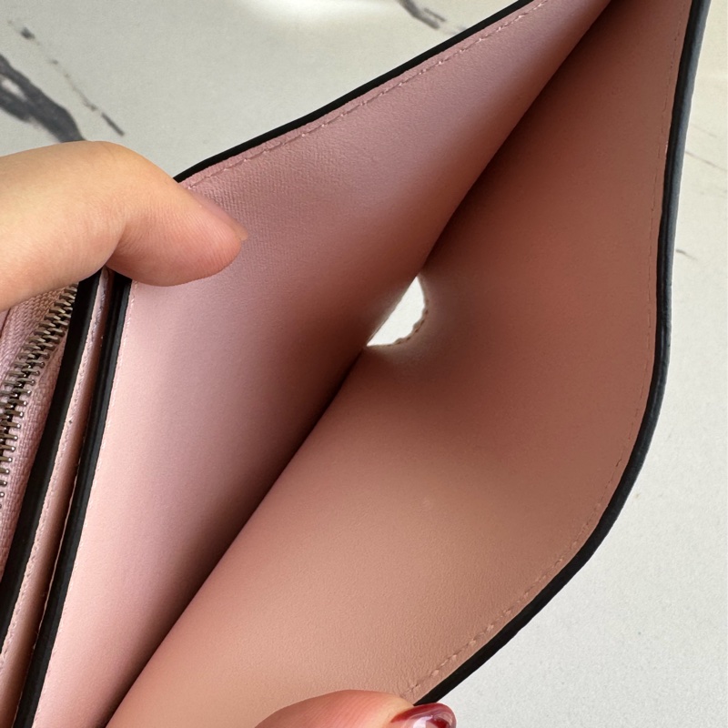 LV Mahina鏤空洞洞釦式短夾 特殊款❤️‍🔥❤️‍🔥❤️‍🔥-24