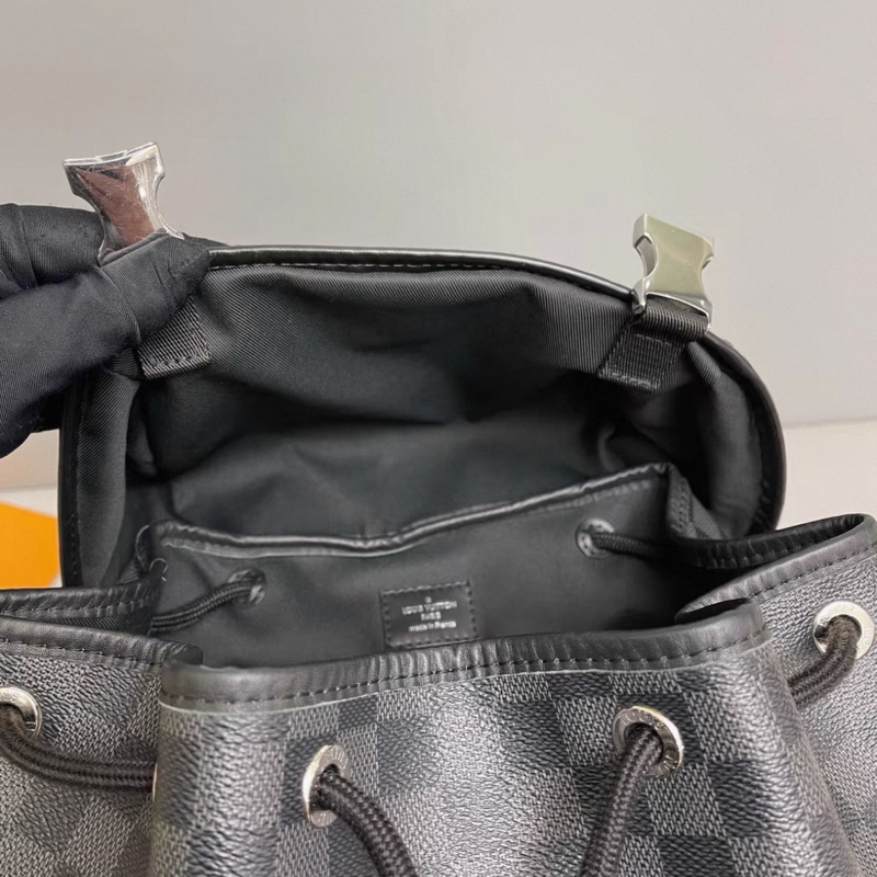 LV路易威登Zack系列男士黑棋盤格雙肩包-6