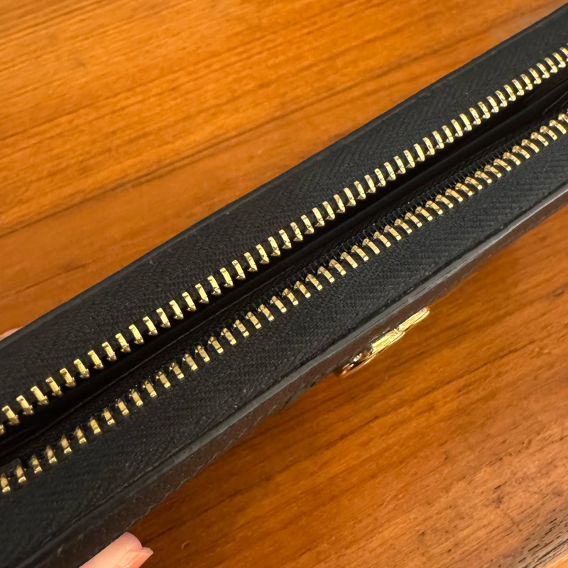 Gucci黑皮革紅綠織帶ㄇ拉長夾 中性款🤩-12