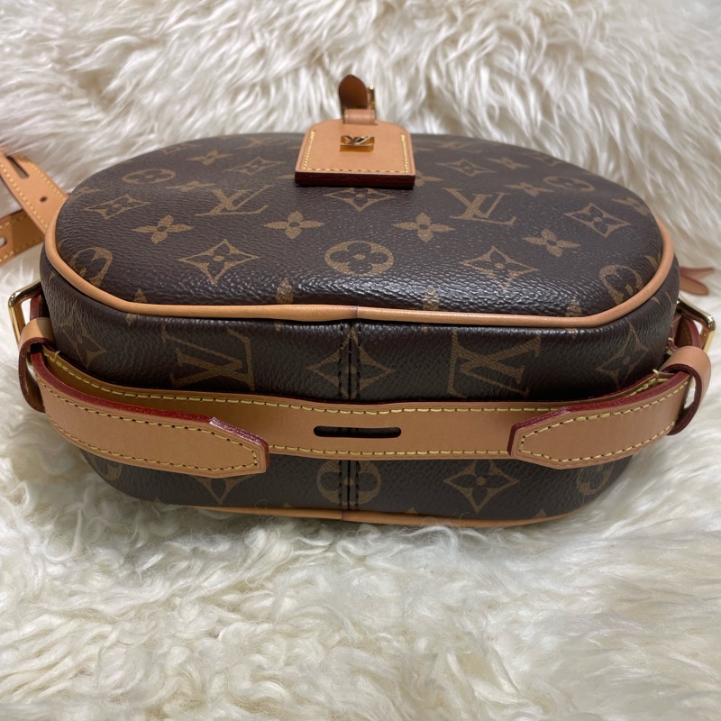 LV 老花圓餅M52294-4