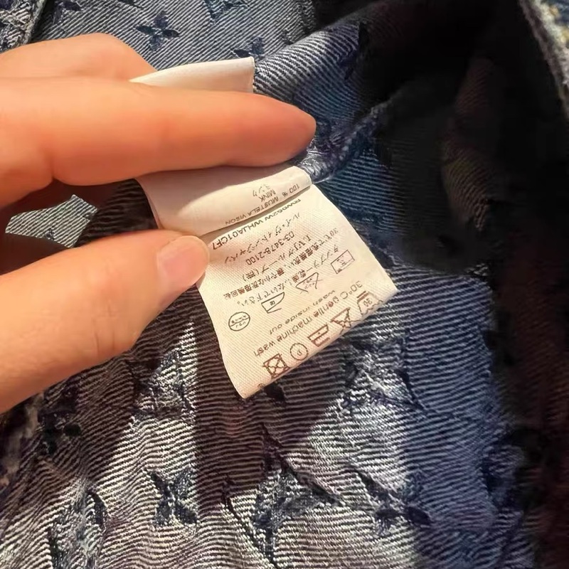 Lv老花牛仔外套36碼-3