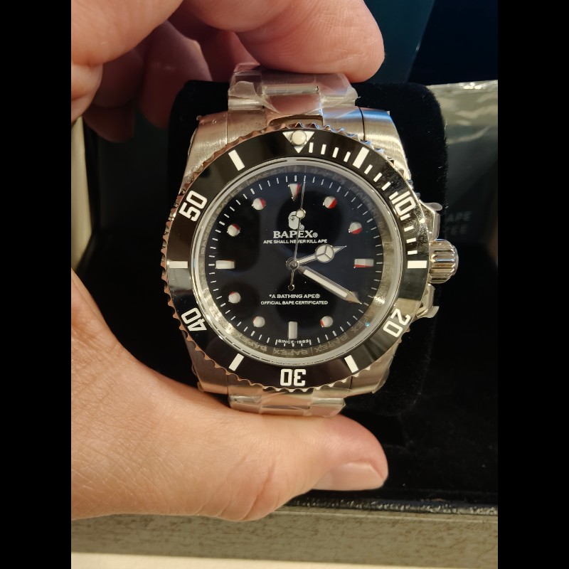 特價出清，法國帶回bape黑水鬼絕版錶，全新品-3