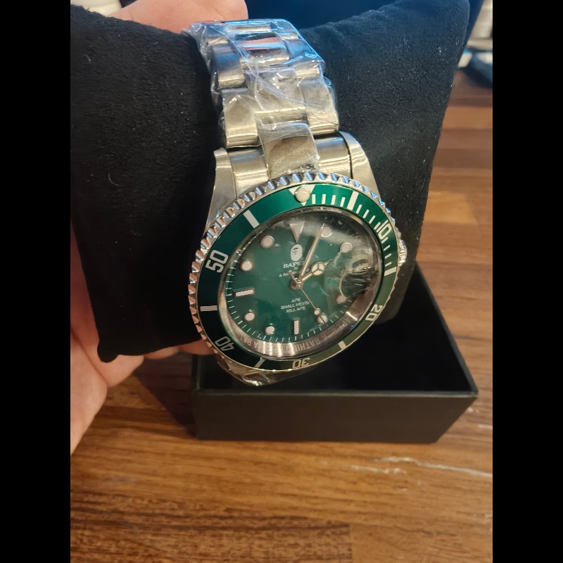 特價出清,法國帶回bape綠水鬼絕版錶,全新品-5