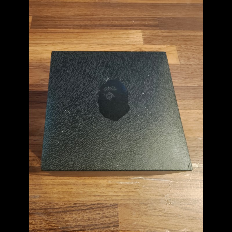 特價出清,法國帶回bape綠水鬼絕版錶,全新品-9