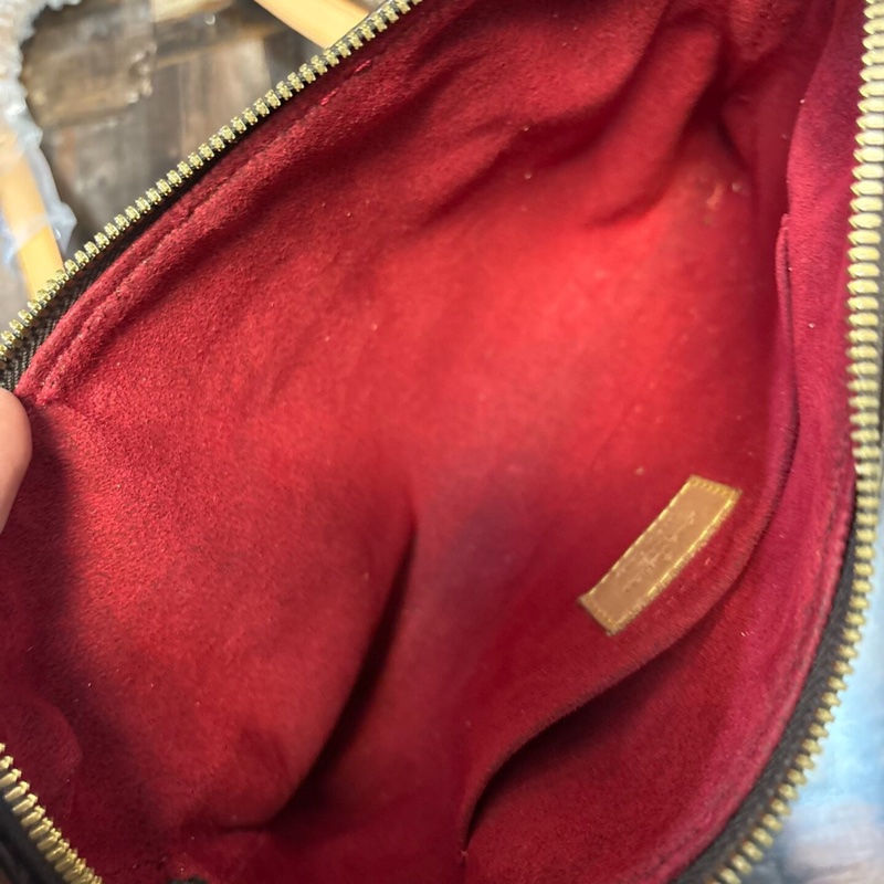 【90%新✨型格潮人✨稀有罕見不怕撞包】LV vintage枕頭包小號 稀有老花Coussin抱枕包單肩包｜手提包｜老花腋下包-8