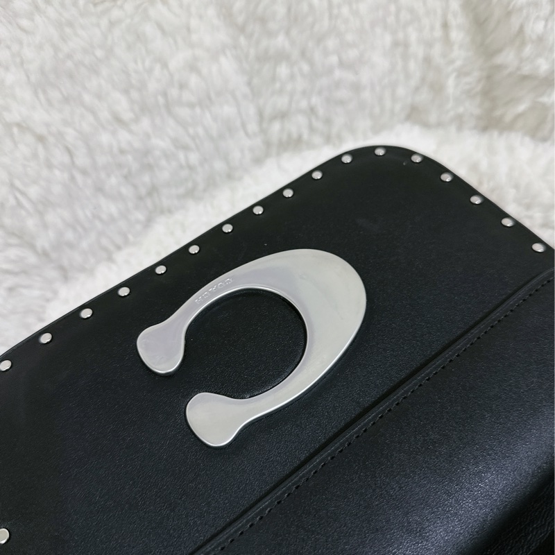 （有瑕疵）全新 Coach IDOL卯釘 手提肩背包(2條肩帶）原價32800元-45