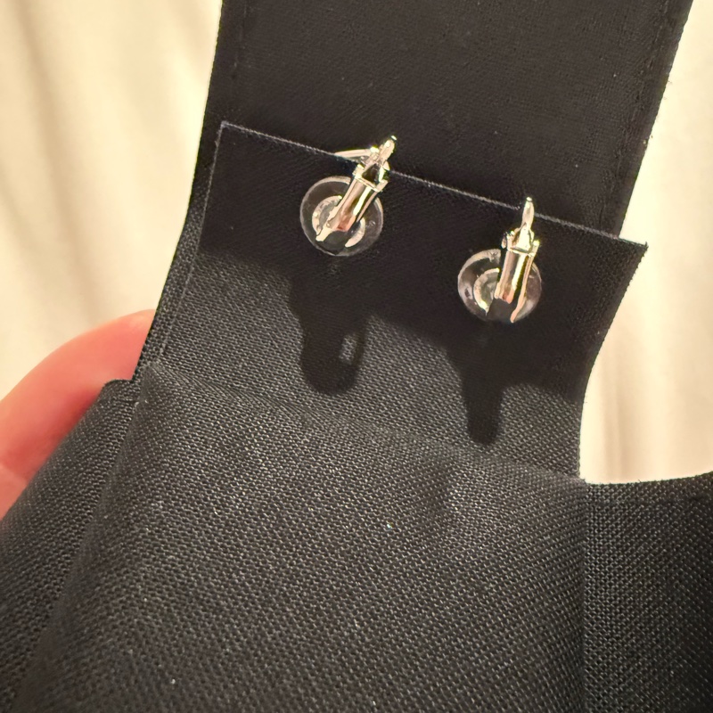 💖Chanel 26P 愛心 滿鑽 耳夾💖 全新-1