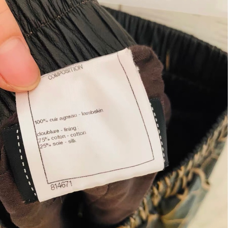 Chanel羊皮短褲36碼-2